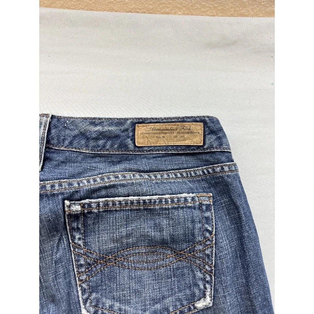 Abercrombie & Fitch Womens Blue Denim Bootcut Jeans Low Rise 4S Short 29 Inseam